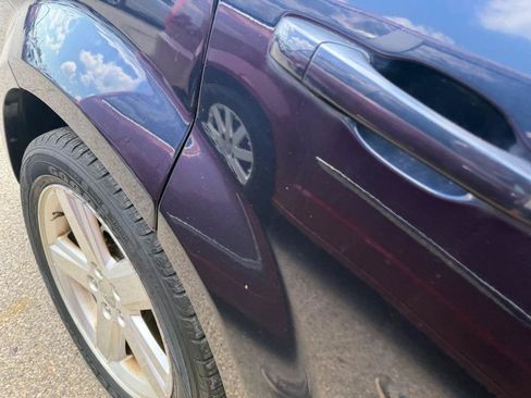 Used 2012 Dodge Avenger SXT FWD image 6