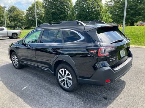 Used 2024 Subaru Outback Premium AWD/4WD image 5
