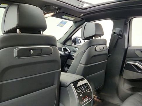 Used 2026 BMW X6 xDrive40i image 31