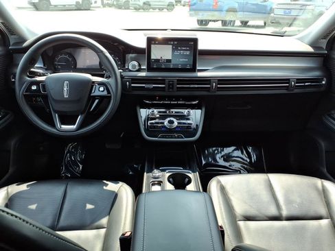 Used 2022 Lincoln Corsair AWD w/ Equipment Group 101A image 11