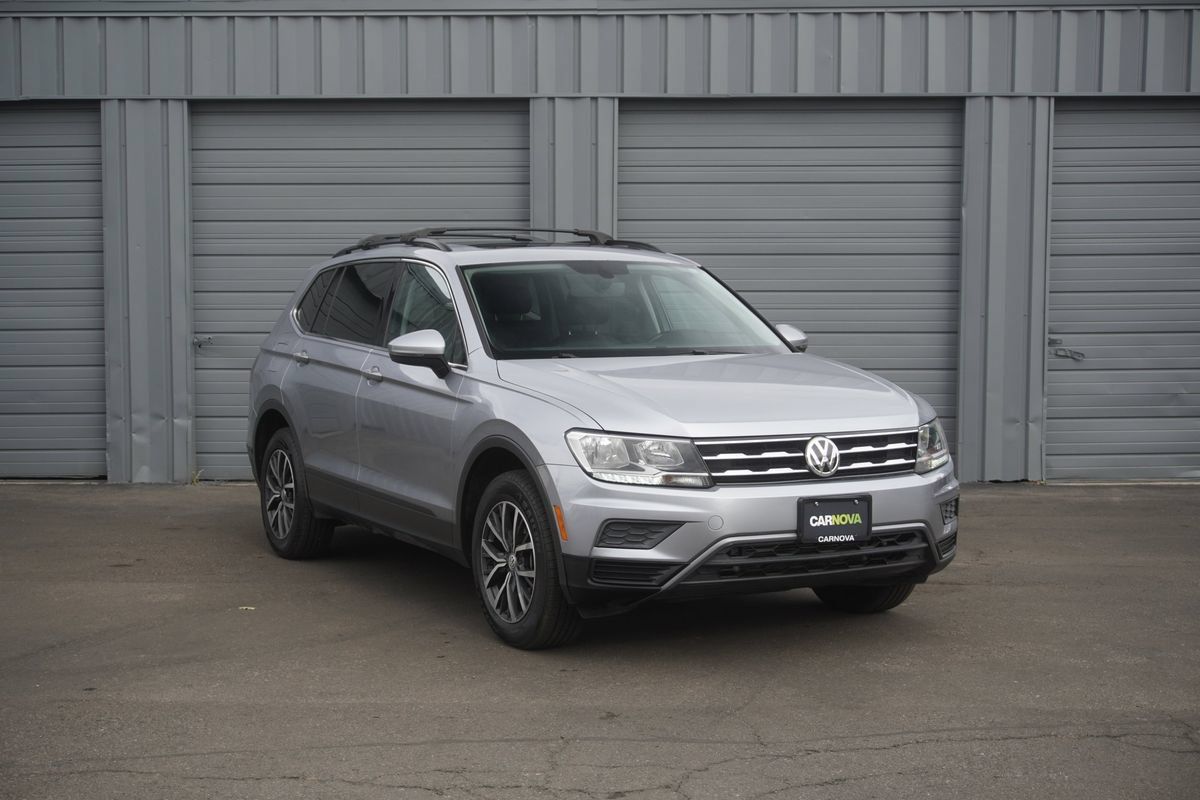 Used 2019 Volkswagen Tiguan SE w/ Panoramic Sunroof Package AWD/4WD image 7