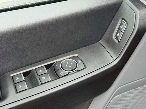 New 2025 Ford F550 4x4 Crew Cab image 18