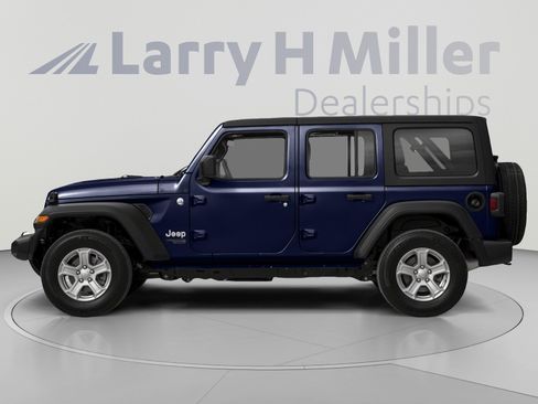 Used 2019 Jeep Wrangler Unlimited Sport S AWD/4WD image 3