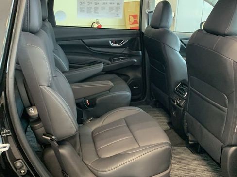 New 2026 Subaru Ascent Limited image 11