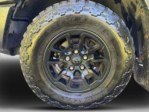 Used 2022 RAM 1500 Classic Warlock AWD/4WD image 10