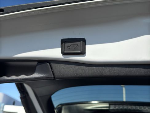 Used 2024 Toyota RAV4 XLE Premium image 29