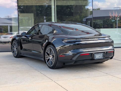 Certified 2026 Porsche Taycan image 3