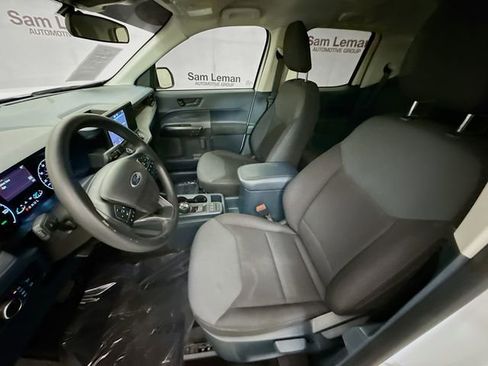 Used 2024 Ford Maverick XL image 19