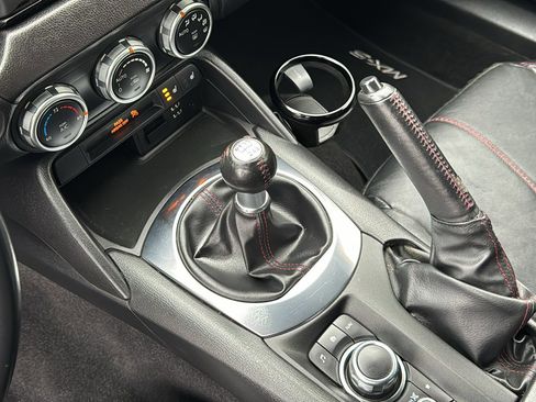 Used 2016 MAZDA MX-5 Miata Grand Touring image 28