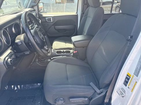 Used 2022 Jeep Wrangler Unlimited Sport AWD/4WD image 24