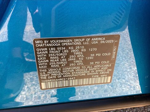Used 2024 Volkswagen Atlas Cross Sport SE FWD image 36