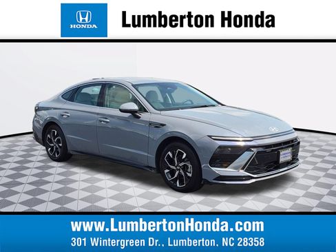 Used 2025 Hyundai Sonata SEL FWD image 1