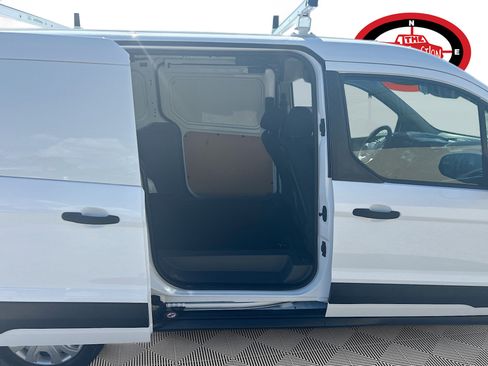 Used 2019 Ford Transit Connect XL image 24