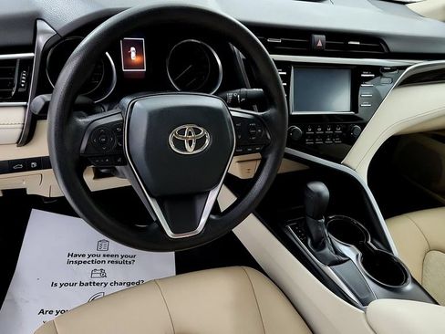 Certified 2018 Toyota Camry LE FWD image 24