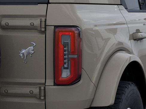 New 2025 Ford Bronco Outer Banks AWD/4WD image 23