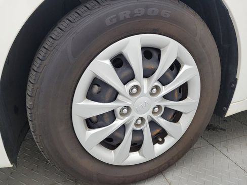 Used 2021 Kia Forte Sedan FWD image 31