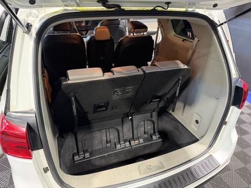 Used 2021 Kia Sedona EX image 22