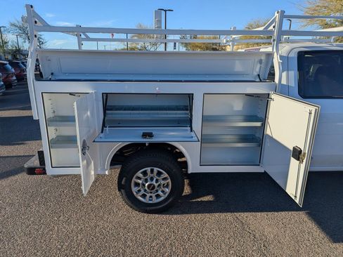 New 2026 GMC Sierra 2500 Pro w/ Convenience Package RWD image 11
