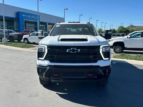 New 2026 Chevrolet Silverado 3500 LTZ w/ LTZ Plus Package AWD/4WD image 11