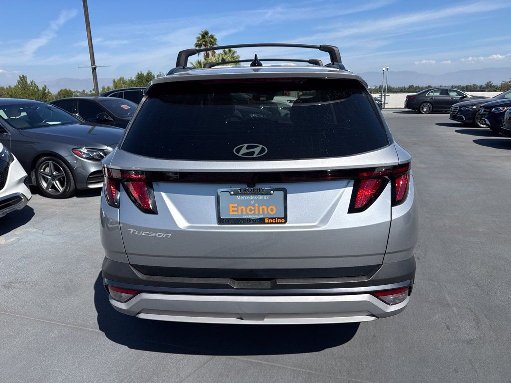 Used 2025 Hyundai Tucson SEL FWD image 6