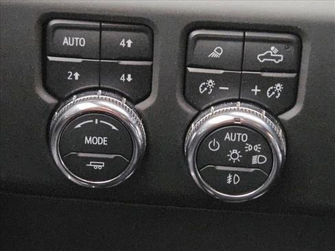 Used 2024 GMC Sierra 2500 Denali w/ Denali Reserve Package AWD/4WD image 19