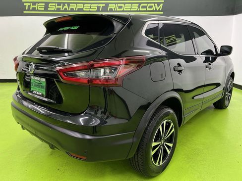 Used 2020 Nissan Rogue Sport S image 20