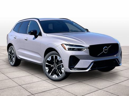 New 2026 Volvo XC60 B5 Plus w/ Climate Package AWD/4WD image 2