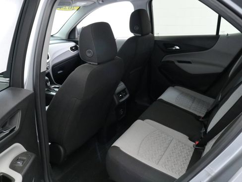 Used 2024 Chevrolet Equinox LT image 24