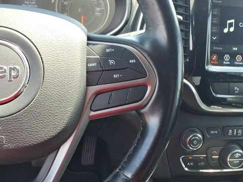 Used 2020 Jeep Cherokee Limited AWD/4WD image 18