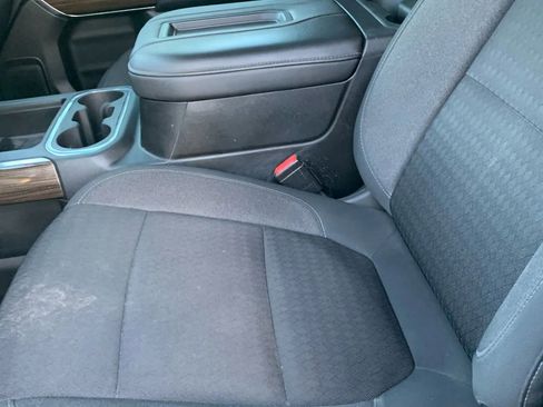 Used 2021 Chevrolet Silverado 2500 LT w/ Texas Edition image 10