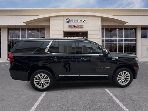Certified 2023 GMC Yukon SLT w/ SLT Luxury Package RWD image 14