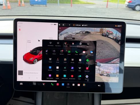 Used 2022 Tesla Model 3 Long Range image 63