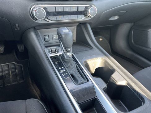 Used 2024 Nissan Sentra SV image 8