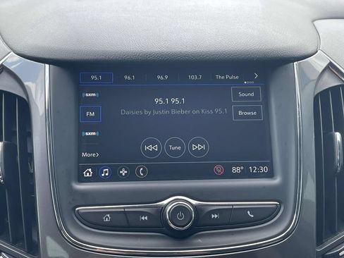 Used 2019 Chevrolet Cruze LT w/ Convenience Package FWD image 27