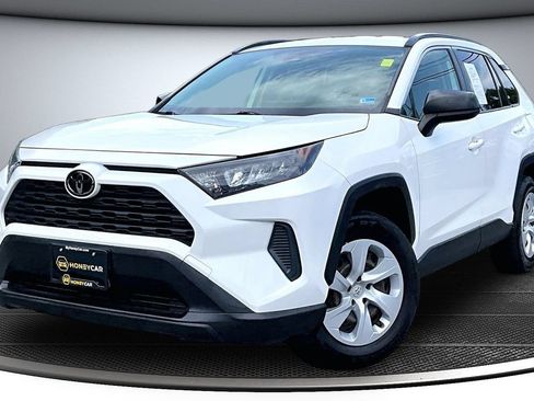 Used 2020 Toyota RAV4 LE w/ All Weather Liner Package AWD/4WD image 3