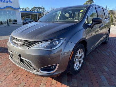 Used 2018 Chrysler Pacifica Touring Plus