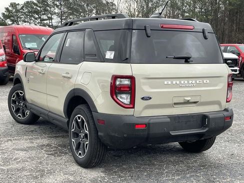 New 2025 Ford Bronco Sport Outer Banks AWD/4WD image 4