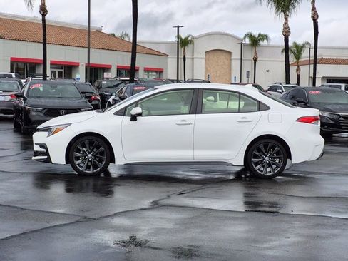 Used 2024 Toyota Corolla SE image 9
