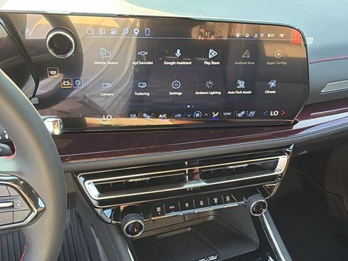 New 2027 Chevrolet Traverse RS w/ LPO, Floor Liner Package FWD image 14