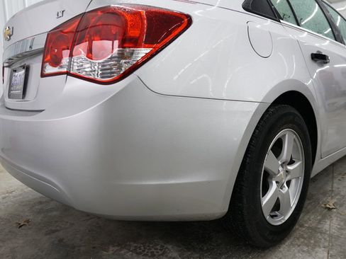 Used 2016 Chevrolet Cruze LT image 14