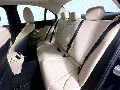 Used 2019 Mercedes-Benz C 300 4MATIC Sedan image 26