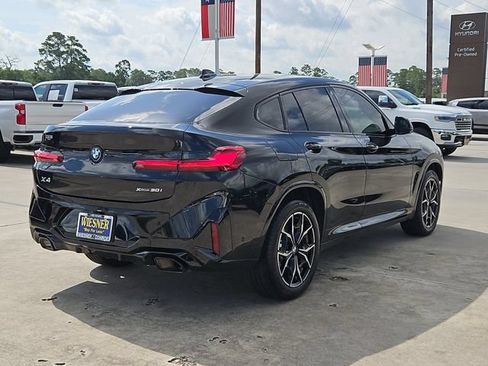 Used 2024 BMW X4 xDrive30i w/ Premium Package AWD/4WD image 5