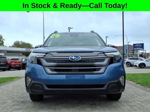 Certified 2025 Subaru Forester Premium AWD/4WD image 2