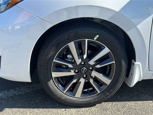 New 2025 Nissan Versa SV w/ Trunk Package image 10