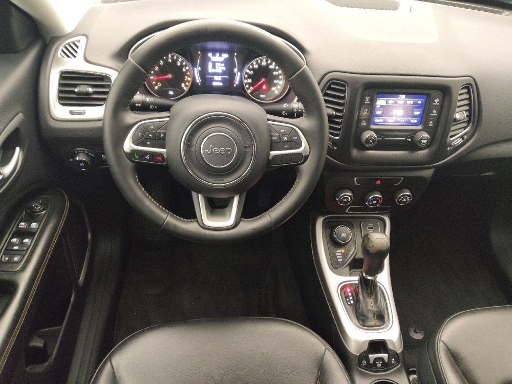 Used 2018 Jeep Compass Latitude AWD/4WD image 22