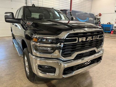 Certified 2026 RAM 2500 Big Horn AWD/4WD image 1