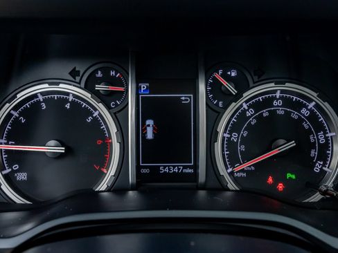 Used 2020 Toyota 4Runner Limited AWD/4WD image 19