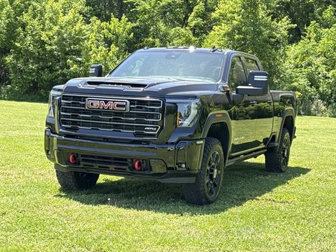New 2026 GMC Sierra 2500 AT4 w/ AT4 Premium Plus Package AWD/4WD image 14