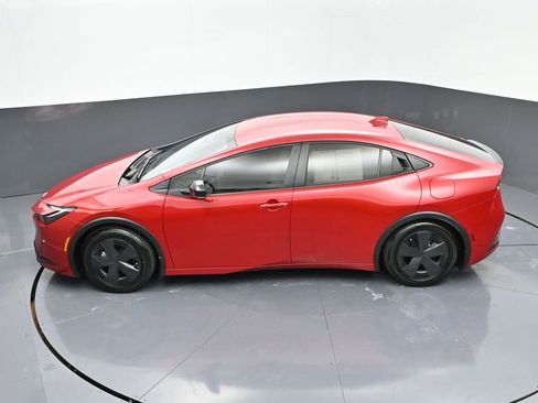 Used 2024 Toyota Prius LE image 41