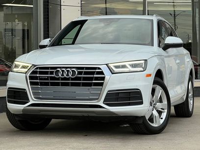 Used 2019 Audi Q5 2.0T Premium Plus w/ Premium Plus Package